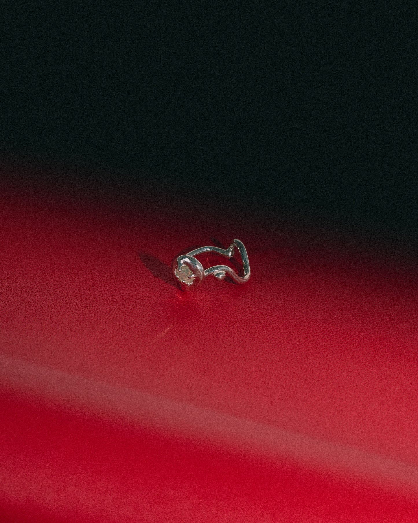 003 Opal Curvy-line Ring