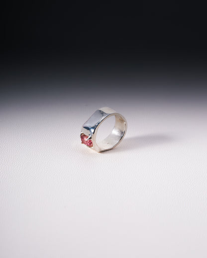010 Bold Love Ring