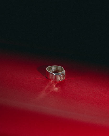 010 Bold Love Ring