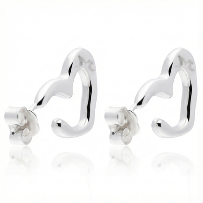 Aretes de Plata 925 con forma de Corazon de lado por atras