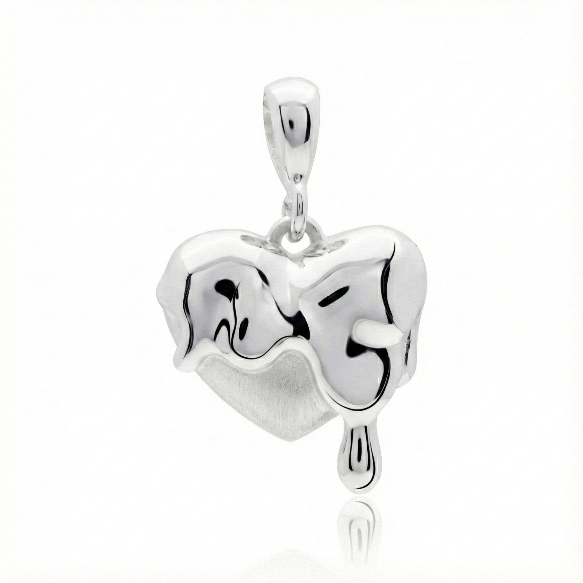 Dije de Plata Esterlina de corazon derretido frontal