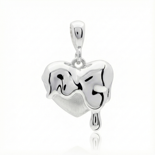 Dije de Plata Esterlina de corazon derretido frontal