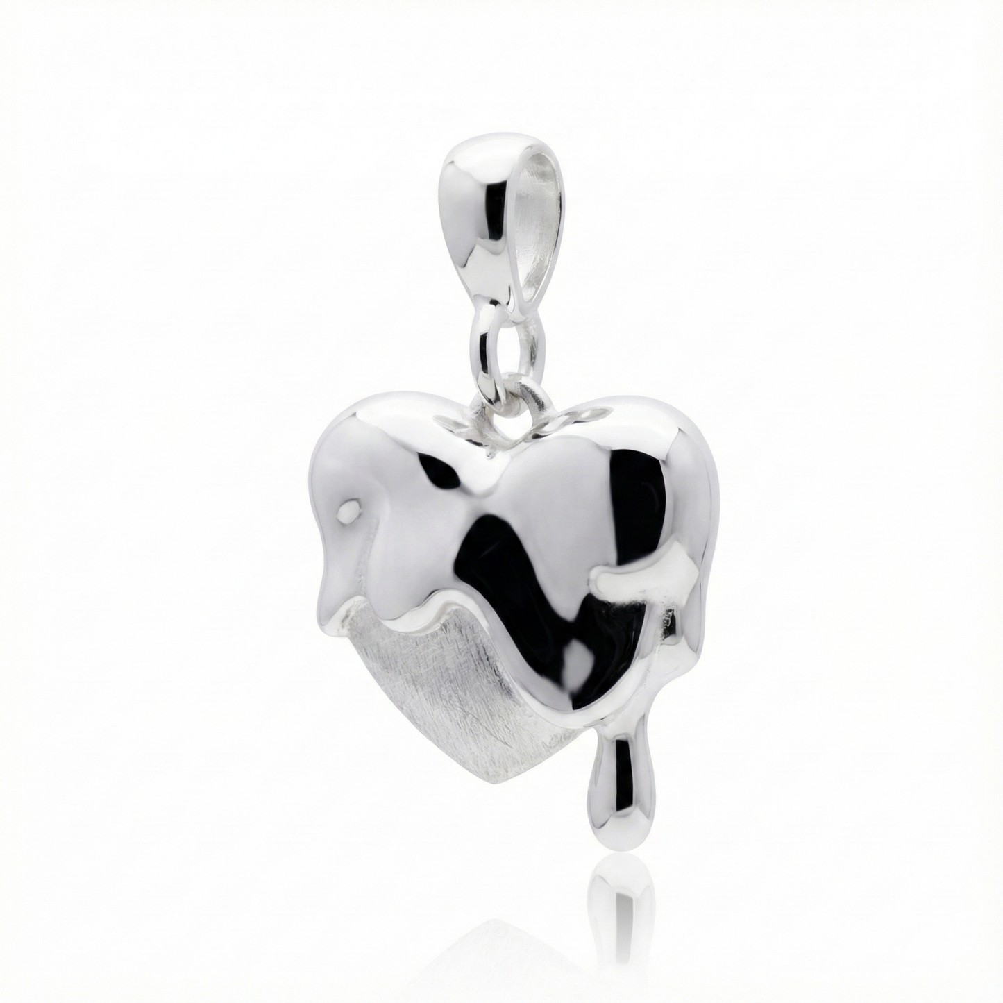 Dije de Plata Esterlina de corazon derretido en angulo