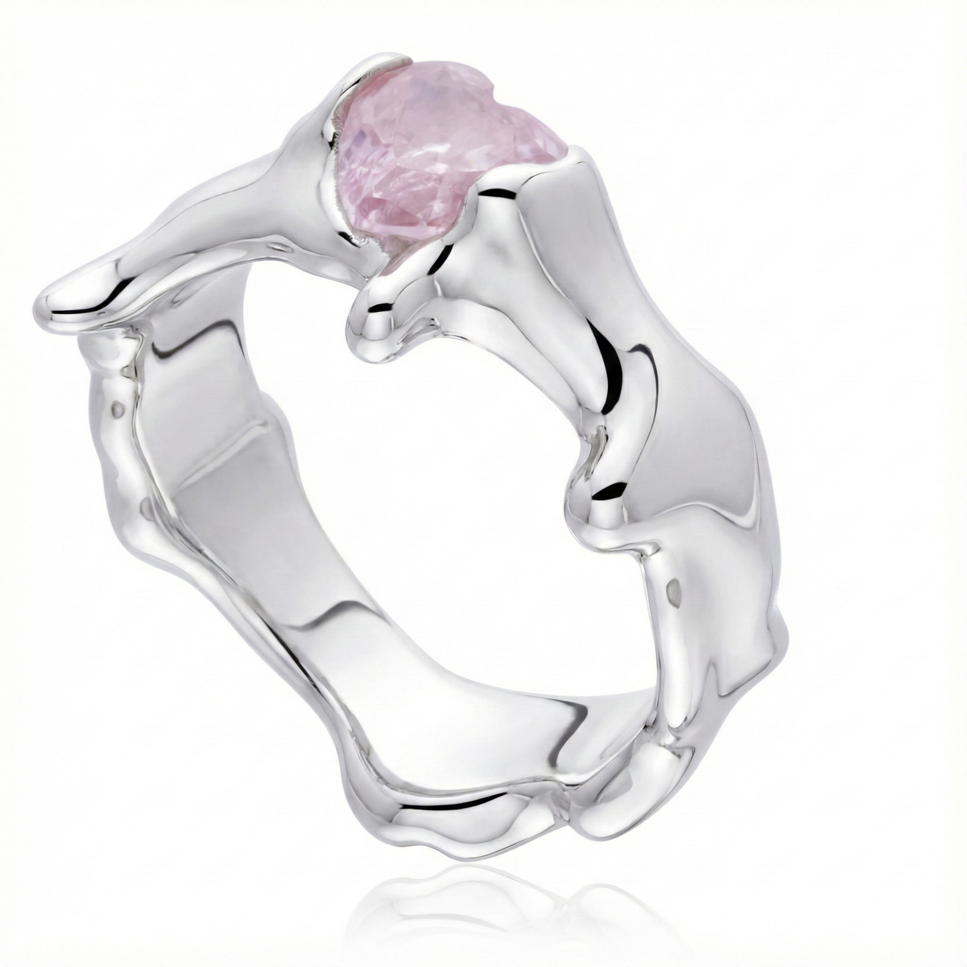 Anillo Plata 925 con piedra rosa encima del modelo dripping love en angulo