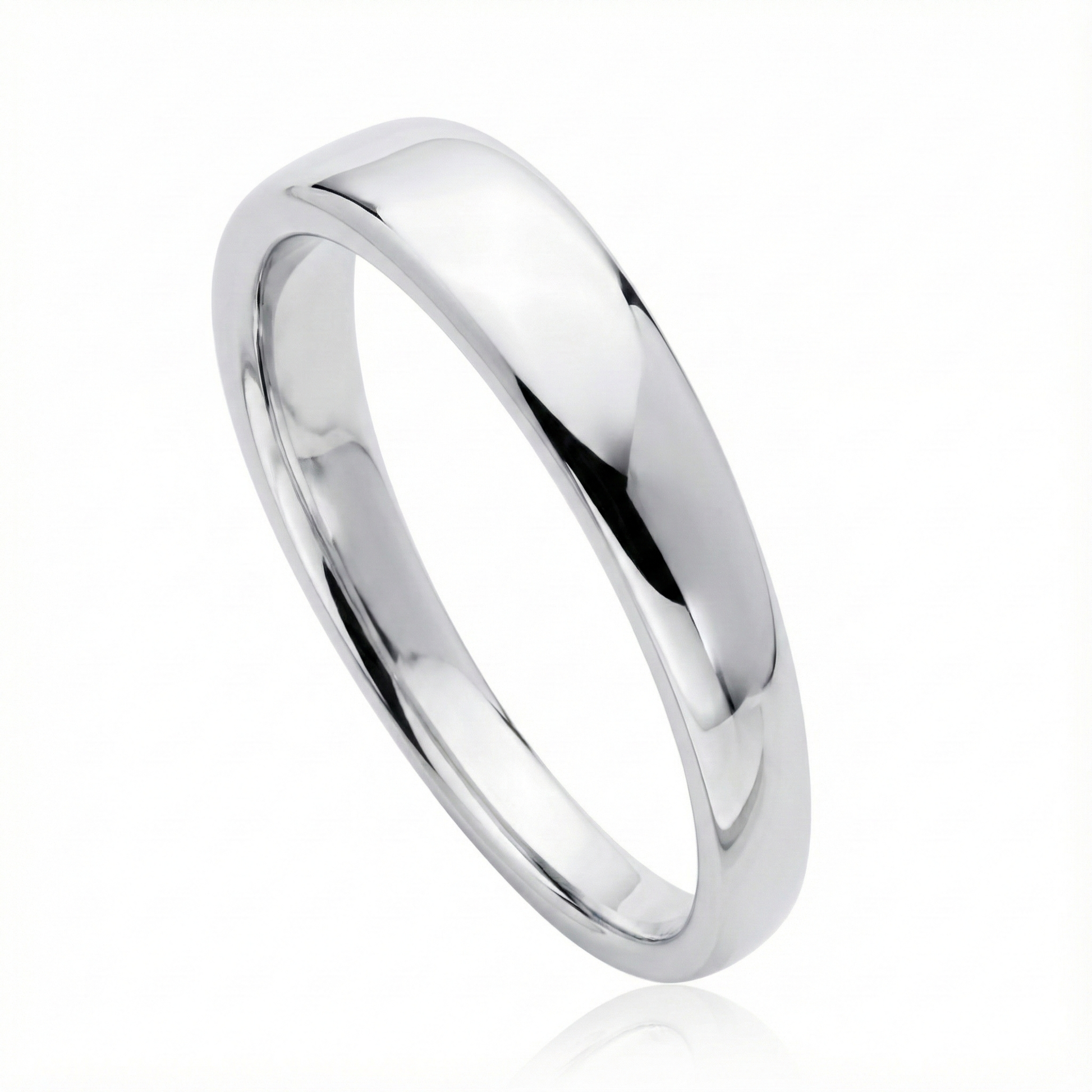Anillo de plata 925 modelo simple latch en angulo